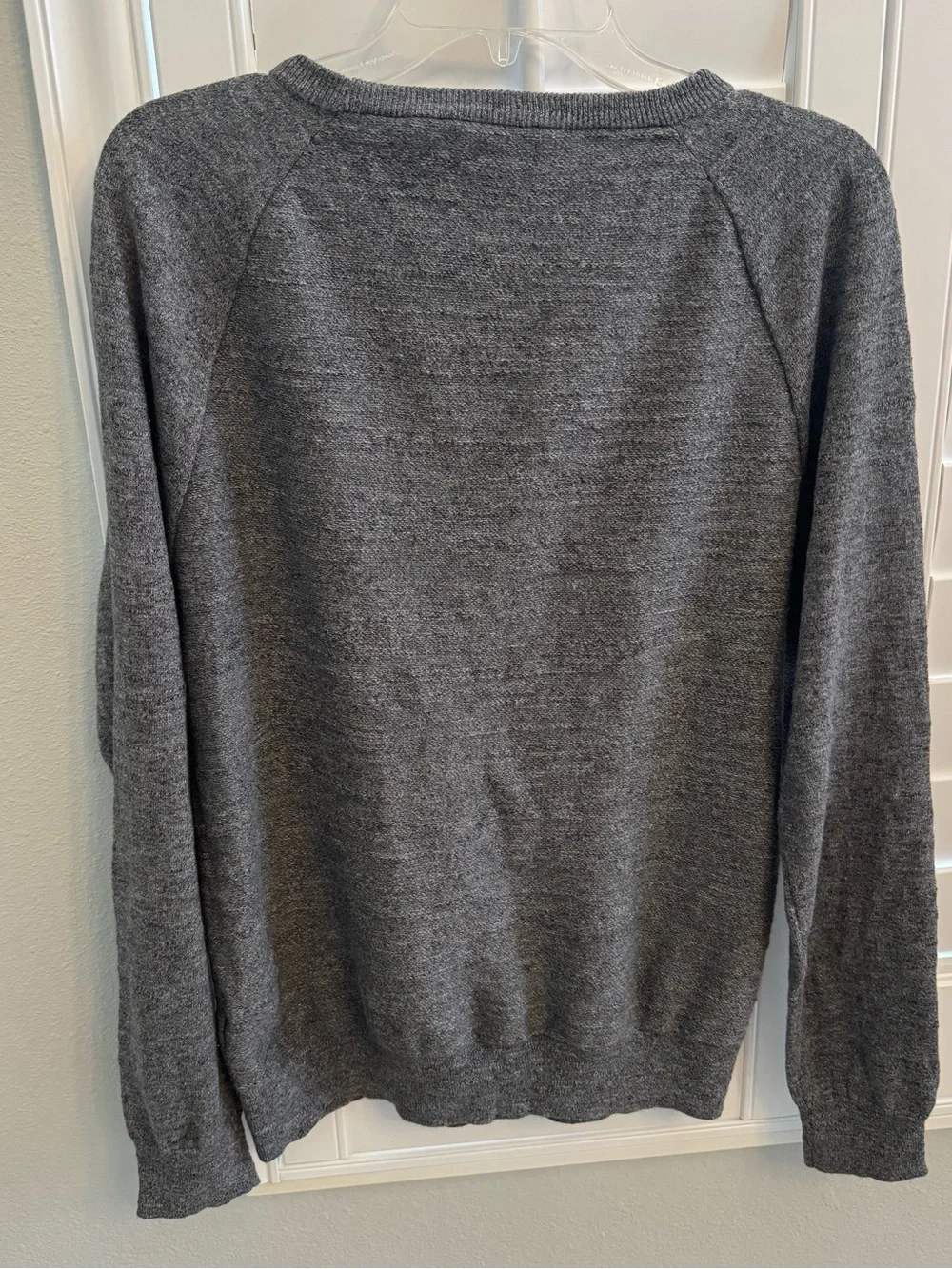 J. Crew men’s Slim charcoal gray crewneck sweater size Large